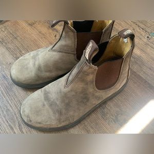 Size 3 kids blundstones
